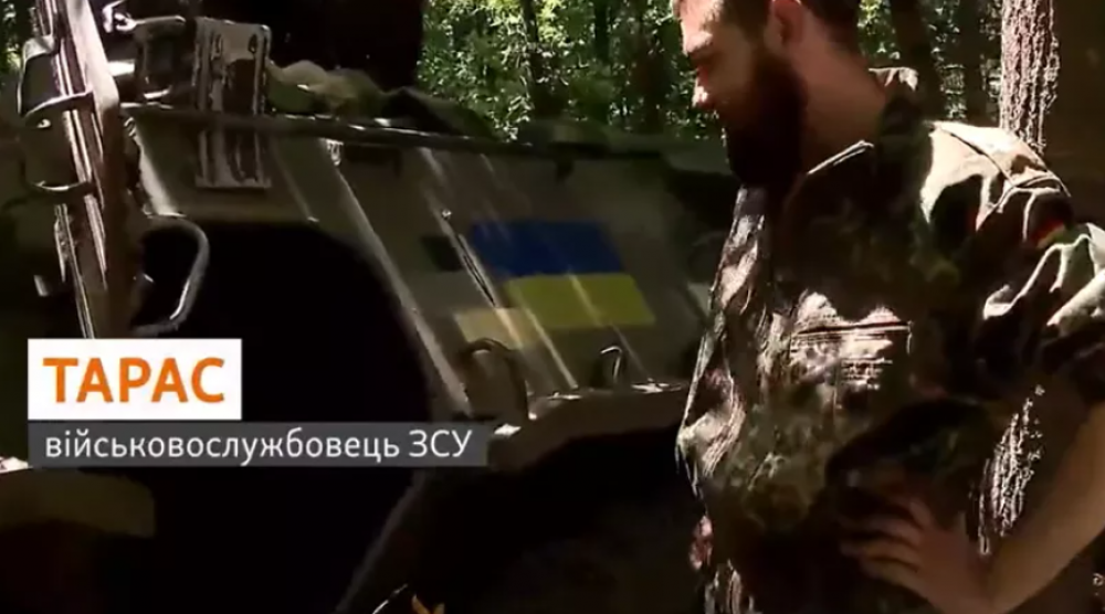 VIDEO // Țeapa luată de Forțele ruse care au abandonat un transportor blindat